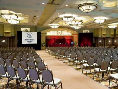 Sheraton Pentagon Hotel 3*