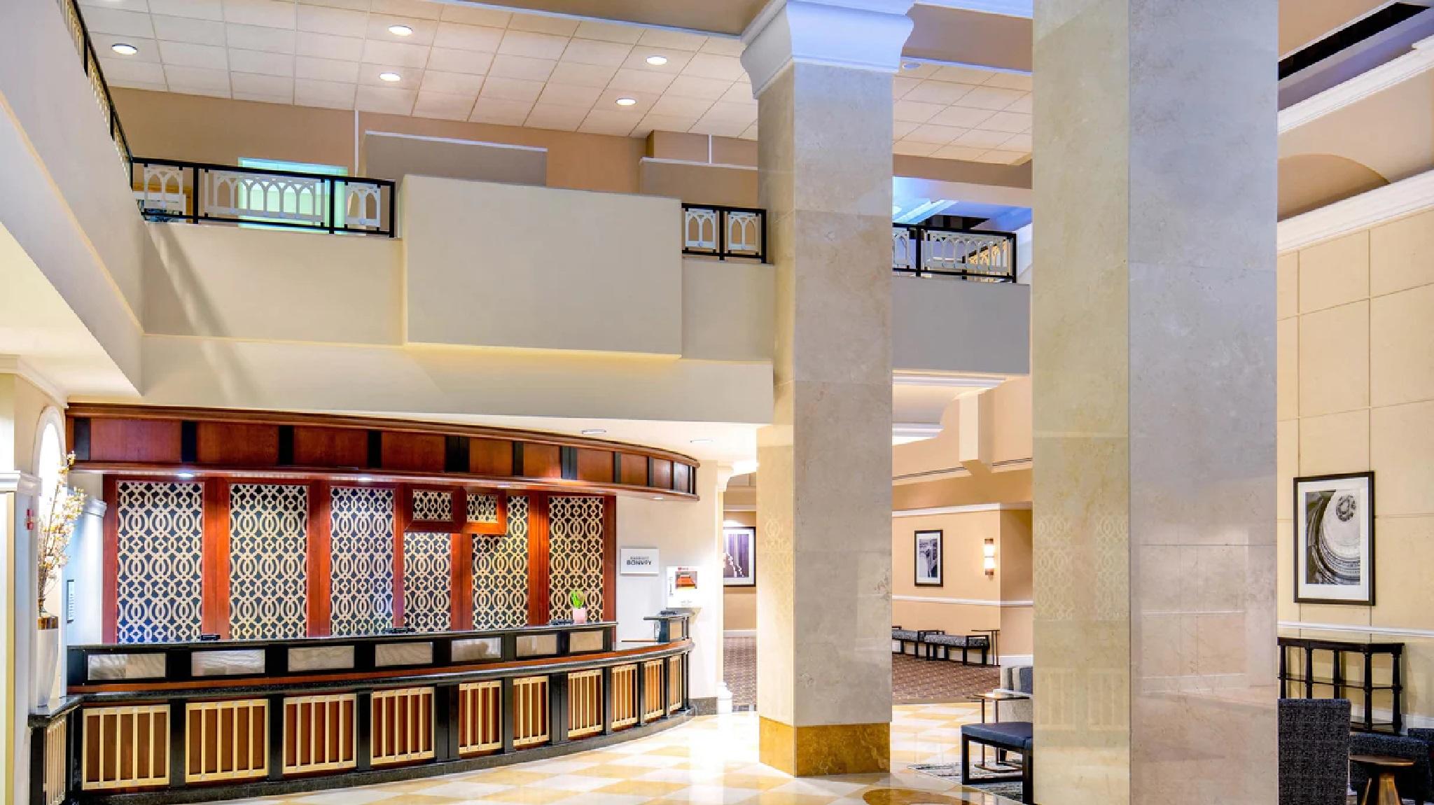 Hotel Sheraton Pentagon 3*